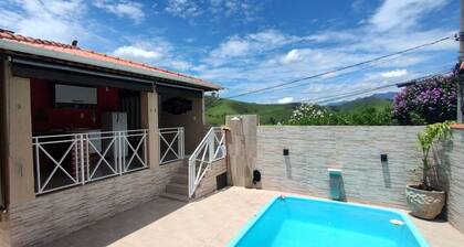 Complete house with a beautiful view of nature.