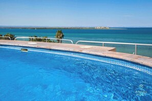Pool - Oceanview Balcony, RoofPool, Steps to Malecón (La Paz)