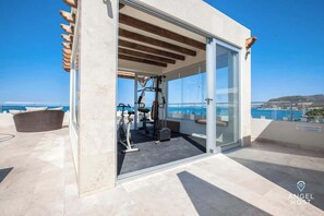 Fitness facility - Oceanview Balcony, RoofPool, Steps to Malecón (La Paz)