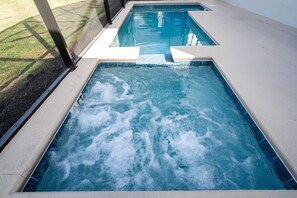 Pool - Wow! Stunning 5BR Villa Near Disney w Pool (Kissimmee)
