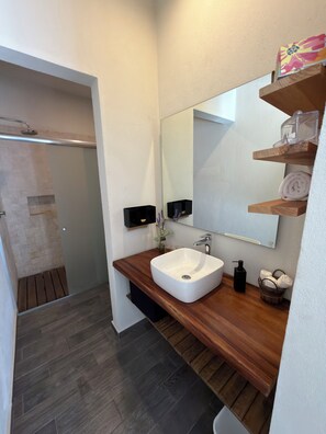 Hair dryer, towels, soap, toilet paper - Valle iris (El Arco)