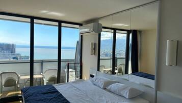 Comfort Apartment, Balcony, Sea View | Blackout drapes, soundproofing, iron/ironing board, free WiFi