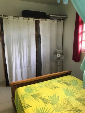 Room - BEAUTIFUL VILLA WITH GARDEN BETWEEN LAND AND SEA TYPE T3 (Les Anses-d'Arlet)