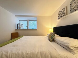 Room - Capitol Hill 1 BR/1BR  with Free Parking (Seattle)