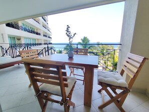 Outdoor dining - IXTAPA LUXURY - BVG 405 NORTH (Ixtapa Zihuatanejo)