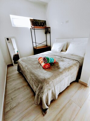 1 bedroom, iron/ironing board, Internet, bed sheets - Dushi Pad | Near Eagle Beach | Cosy for 2 I AC (Noord)