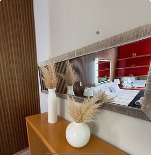 1 bedroom, iron/ironing board, Internet, bed sheets - Luxury Loft Apartment 2 (Jal.)