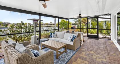 Canalfront 3BR Heated Pool With Boat Lift