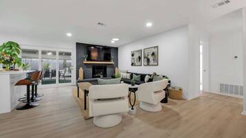 TV, offices
