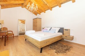 2 bedrooms, iron/ironing board, WiFi, bed sheets - Istra Vidulini Croatia -My Nest - charming old house in the village near Rovinj (Vidulini)