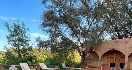 Ouberge loassis house