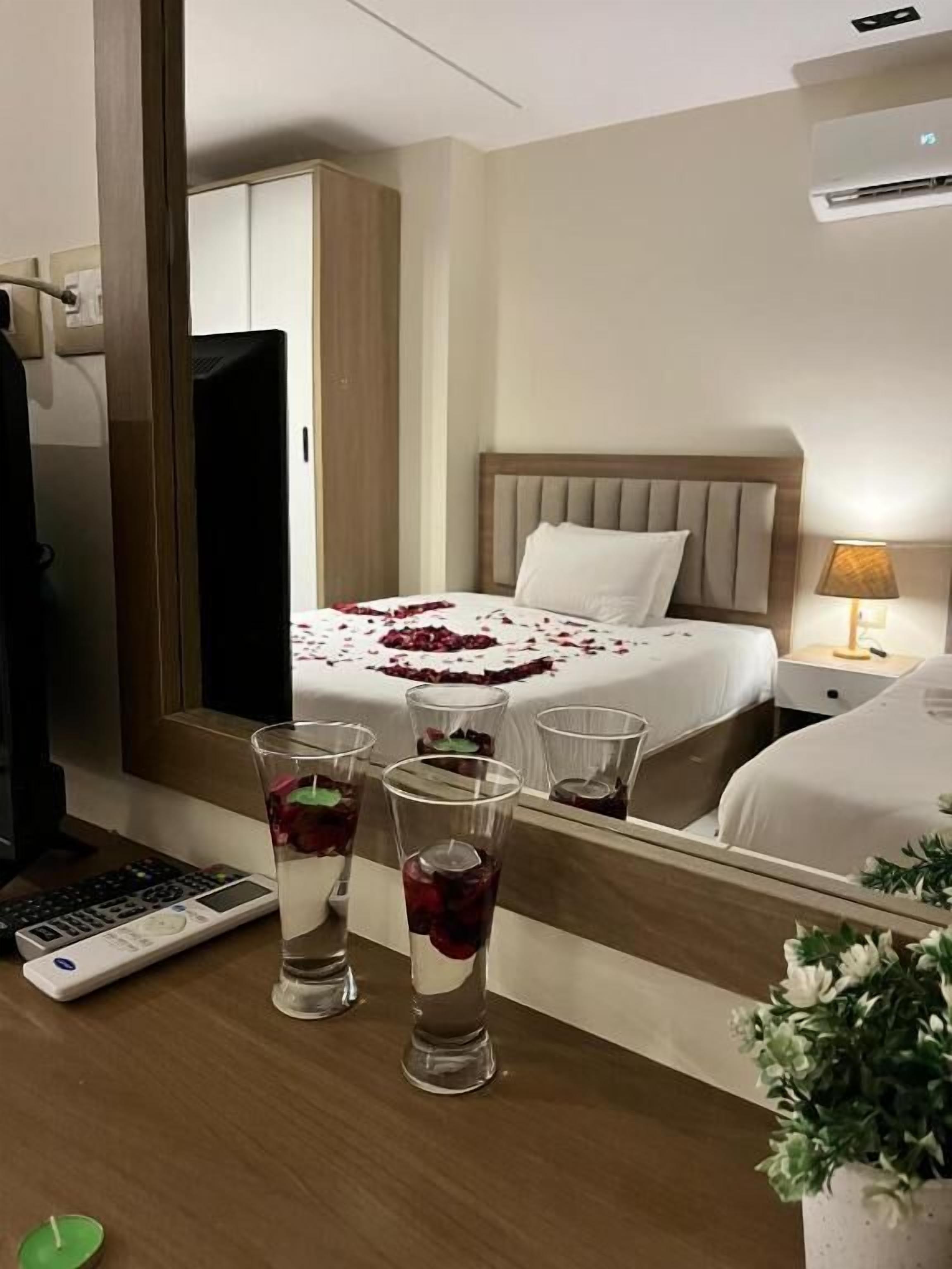 Superior Single Room, City View