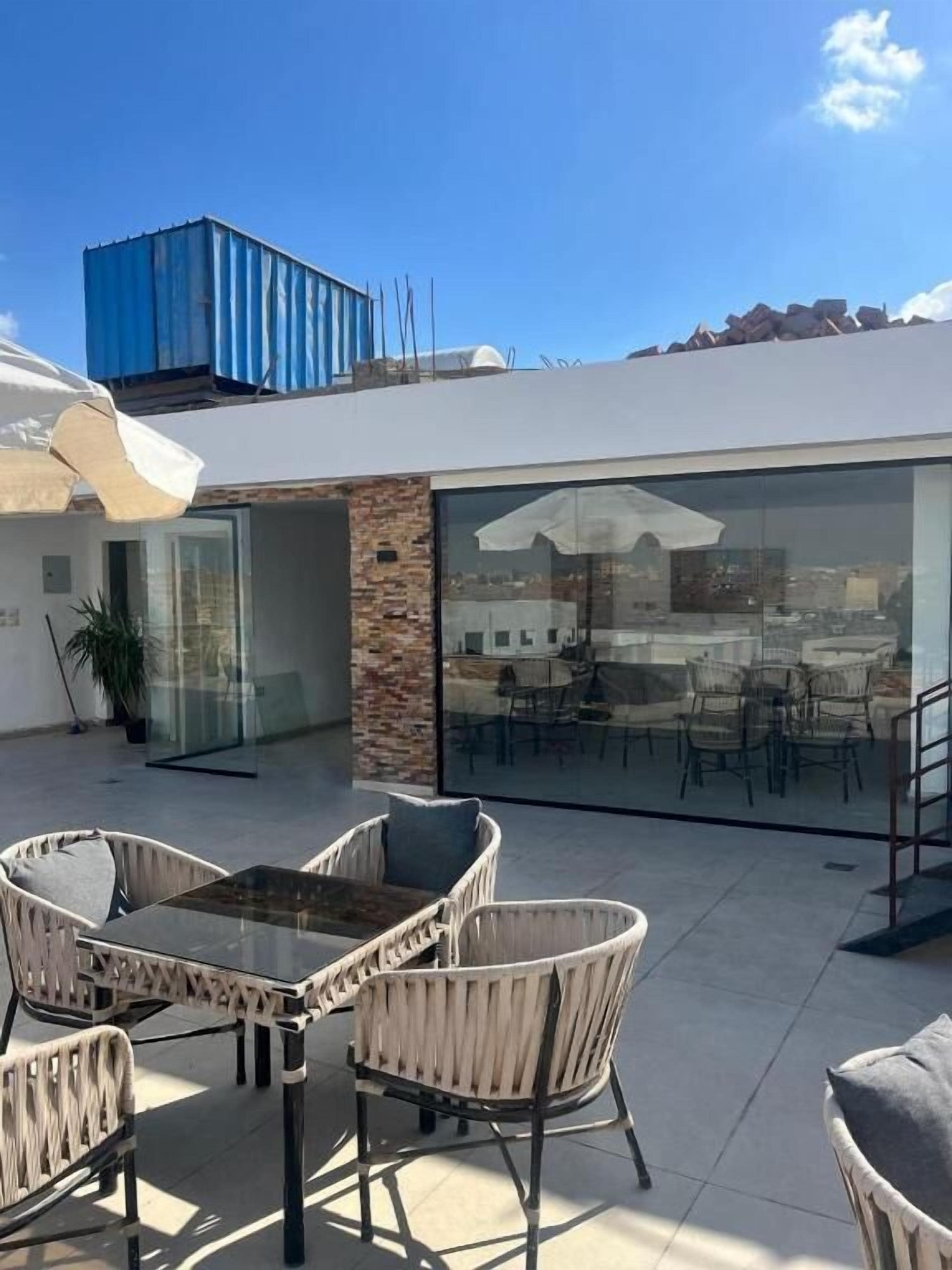 Buiten dineren