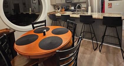 Modern Tiny House w/ Heated Pool in Kitty Hawk
