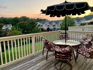 Outdoor dining - New Listing in 2026. Spring Lake Condo with Pool Sleeps 6. Close to Beach! (Rehoboth Beach)