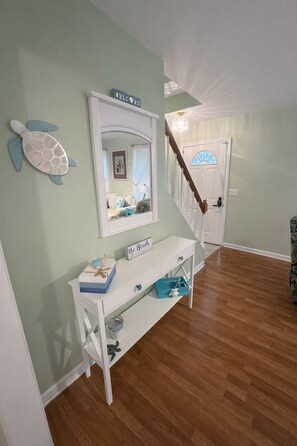 Interior - Coastal Retreat w/ Private Pool Near Beach (Murrells Inlet)