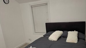 2 bedrooms - Agape Hub Holiday Home (Nottingham)
