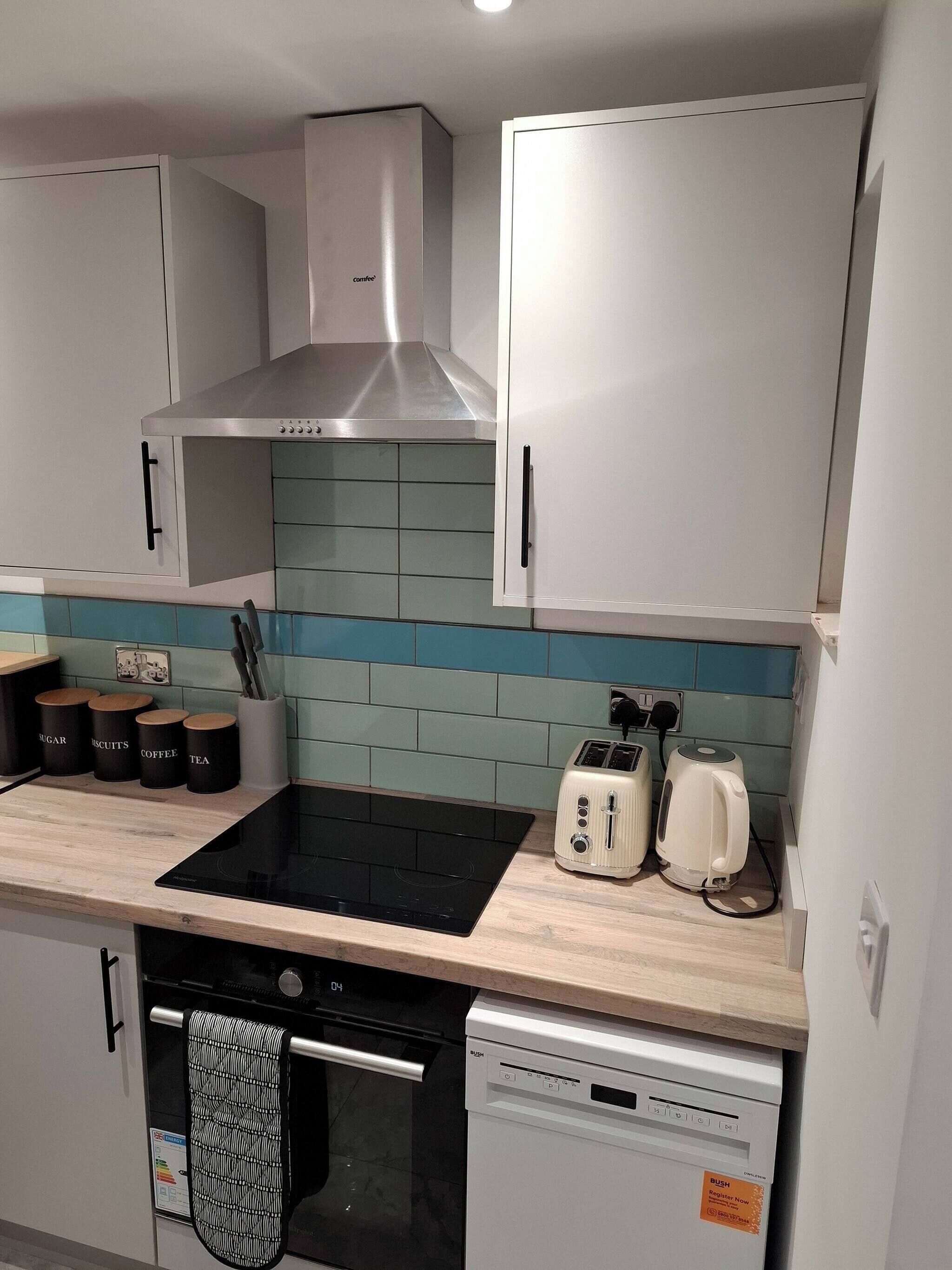 House, 2 Bedrooms, Patio | Private kitchen