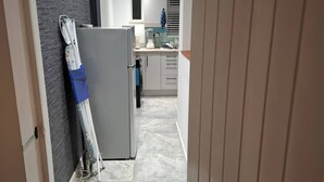 Interior - Agape Hub Holiday Home (Nottingham)