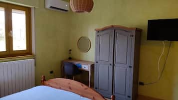 Apartamento conforto, varanda, vista para o jardim