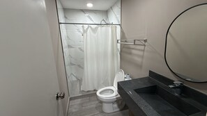 Comfort Double Room | Bathroom - hotel once11 (MONTERREY)