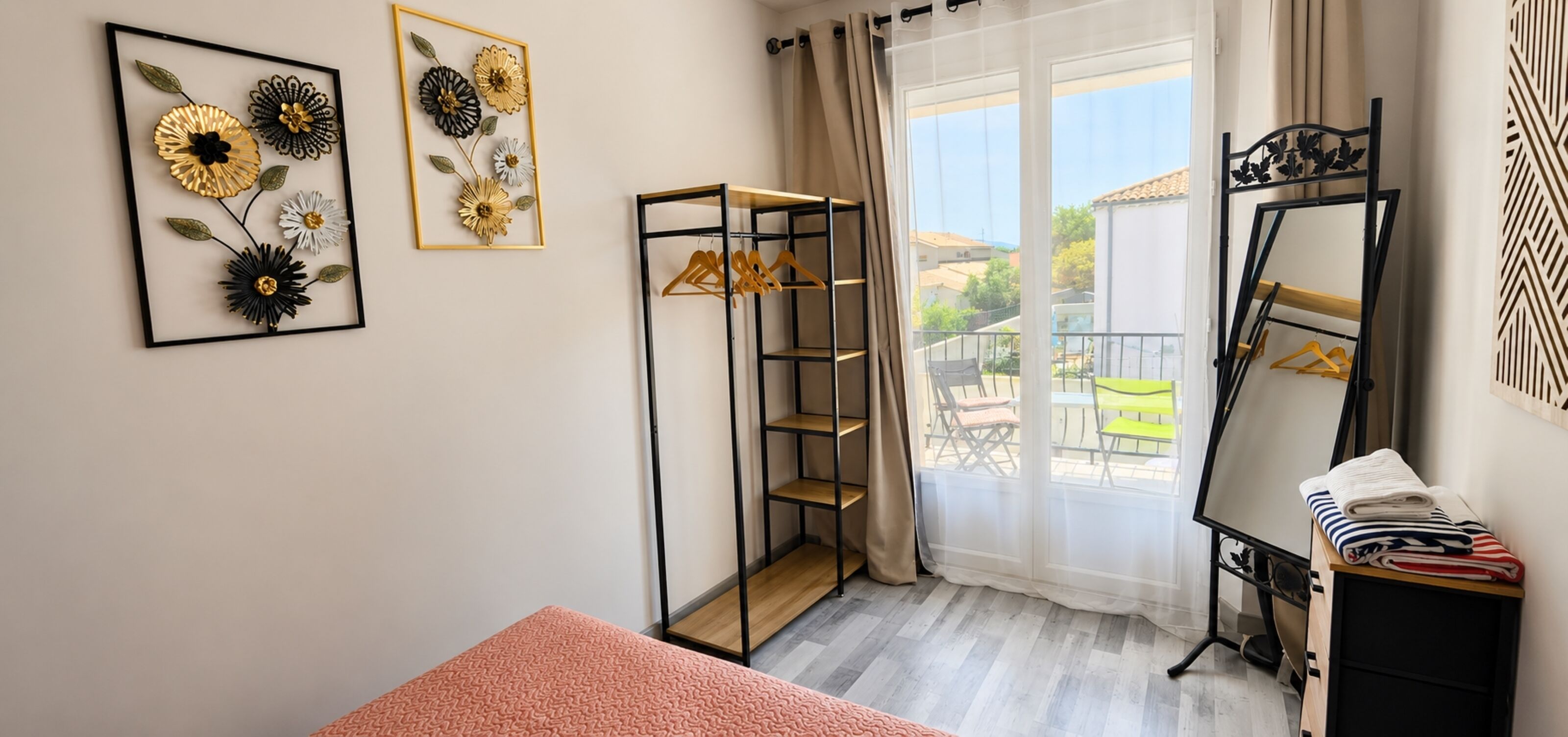 3 bedrooms, WiFi, bed sheets