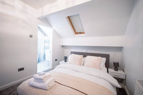 Free Parking - Hayes - Heathrow - Luxe 3BR Family -contractor Stay