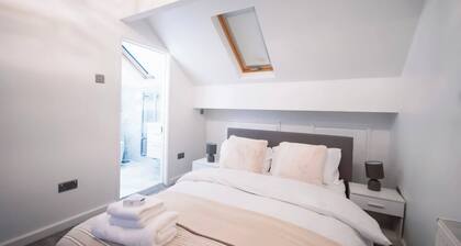 Free Parking - Hayes - Heathrow - Luxe 3BR Family -contractor Stay