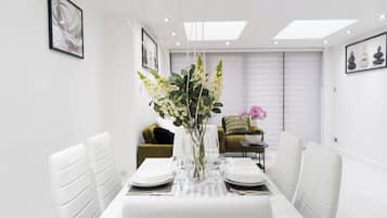 House, 3 Bedrooms | Dining room