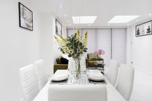 Hus - 3 sovrum | Matsal