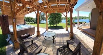 Magnifique chalet Lac-Kénogami Saguenay - Chalet AYALA avec spa et plage privé
