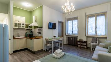 1 chambre, fer et planche à repasser, Wi-Fi gratuit, draps fournis