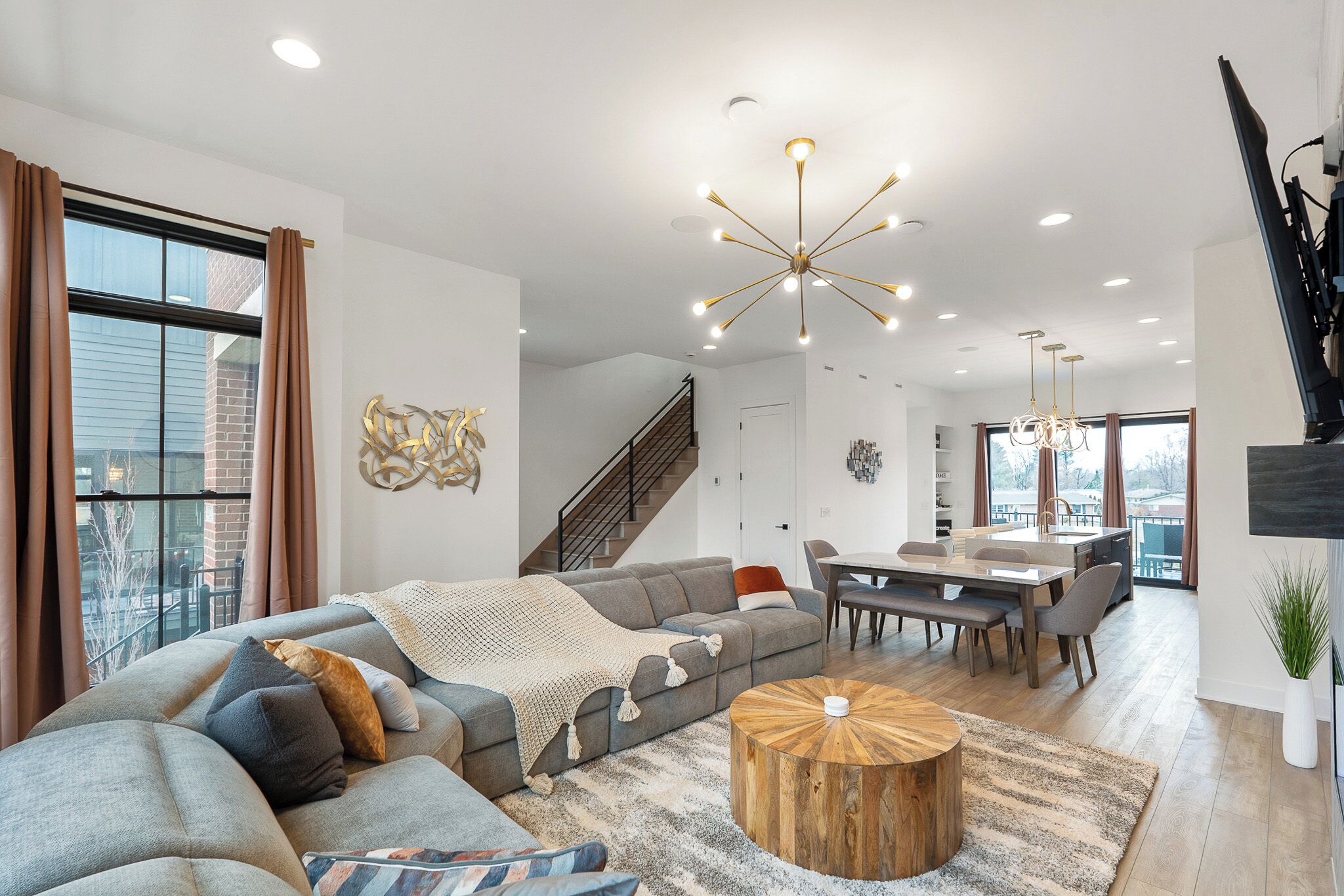 Upscale 3br Townhome  Walk To Shops & The Monon! - 卡梅爾