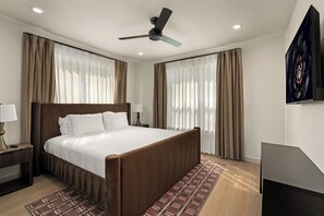 Room - Resort-Style 4BR Ensuites •Slps11 •Pool&Spa •Gate (Houston)