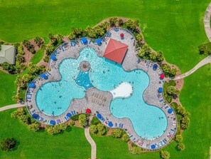 Pool - Tee Off by the Sea – Barefoot Golf Escape (North Myrtle Beach)