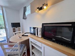 Dining - Charming apartment - 4 guests, near forest (47 units) (Saint-Jean-de-Monts)