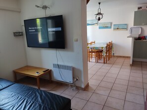 Interior - Comfortable villa, parking, pets welcome - 6 guests (Gruissan)