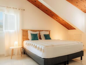 3 bedrooms - House with sea and mountain view - 6 guests (Saint-Louis)