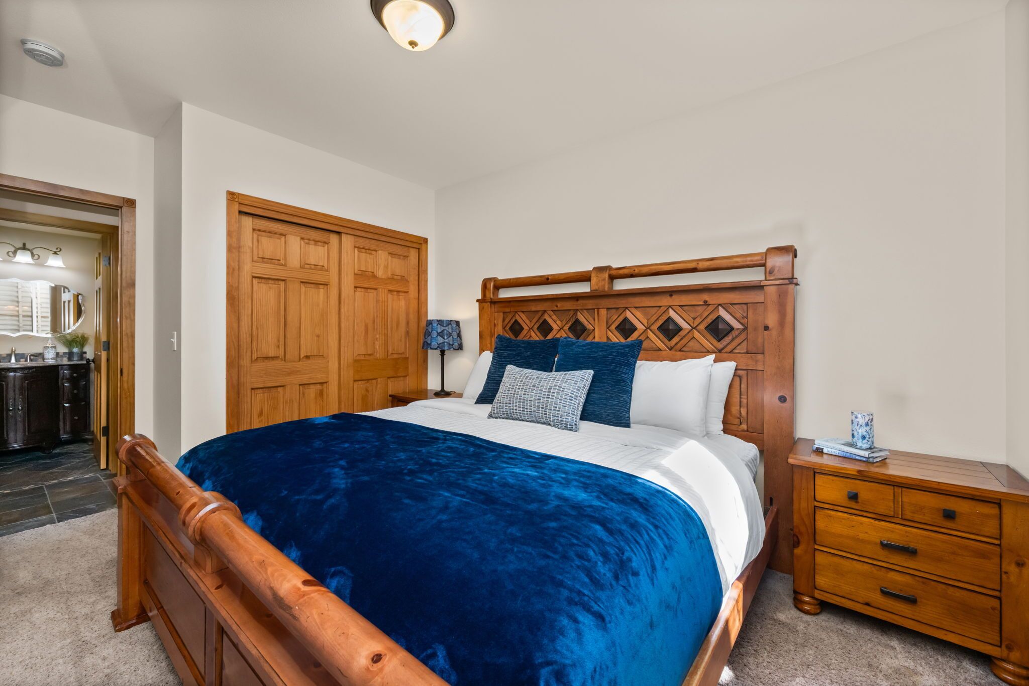 House, Multiple Beds, Patio, Garden View (Cabin-Style Group Retreat)