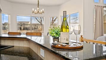 House, Multiple Beds, Patio, Garden View (Cabin-Style Group Retreat) | Dining