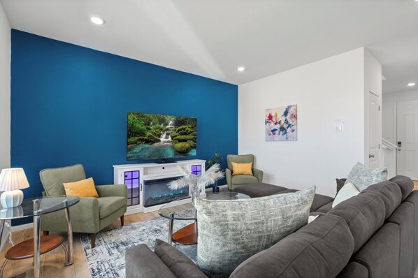 House, Multiple Beds, Patio, Garden View (Pelican Landing) | Living area - Pelican Landing Modern 3BD in Lakes at Centerra (Loveland)