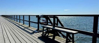 Close to the sea bright apartment in Arnager