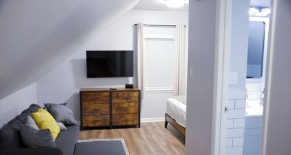 Grade A safe working class neighborhood - brand new just updated.