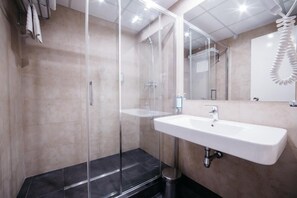 Bathroom - Novotel Olsztyn (Olsztyn)