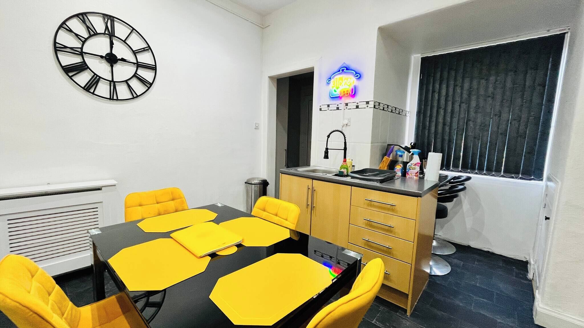 Căn hộ, 3 phòng ngủ, lò sưởi, quang cảnh vườn | Khu ăn uống