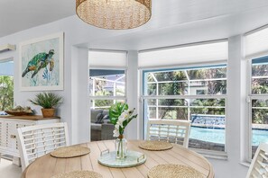 Dining - Cape Coral Home Pool, Lanai & Near Gulf Access (Cape Coral)