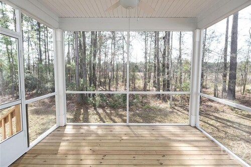 The Beautiful and Spacious Big House in Savannah GA