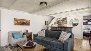 Smart TV, fireplace, table tennis, books