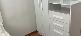 Your comfort guaranteed near the airport.