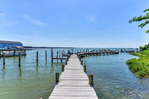 Marina - Poolside Bayfront Condo | Sunset Views | 2 Parking Spots | Midtown OC (Ocean City)